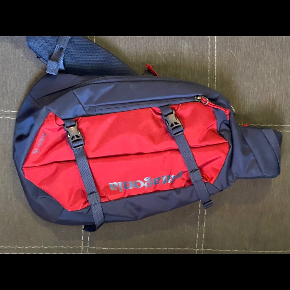 Patagonia sling bag